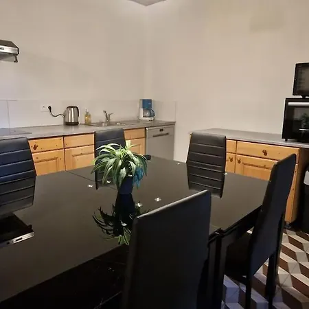 Maison Familiale 7 Chambres, 3 Salles De Bain Hébergement de vacances *